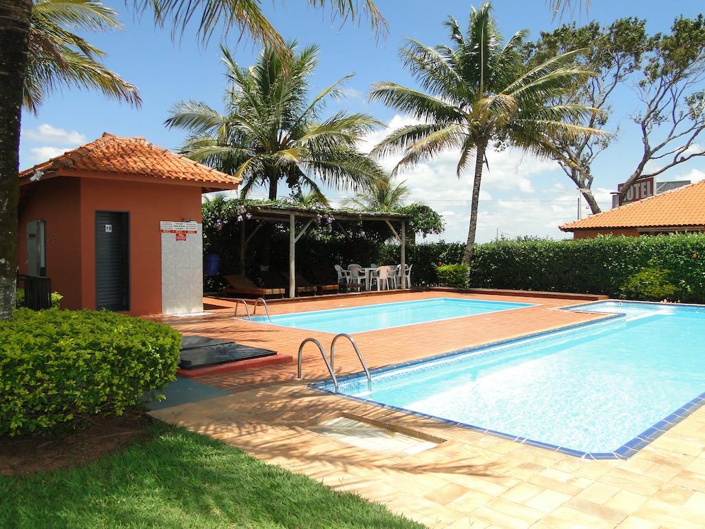 Hotel Pousada Vale Do Sol Em Pompéia Buitenkant foto