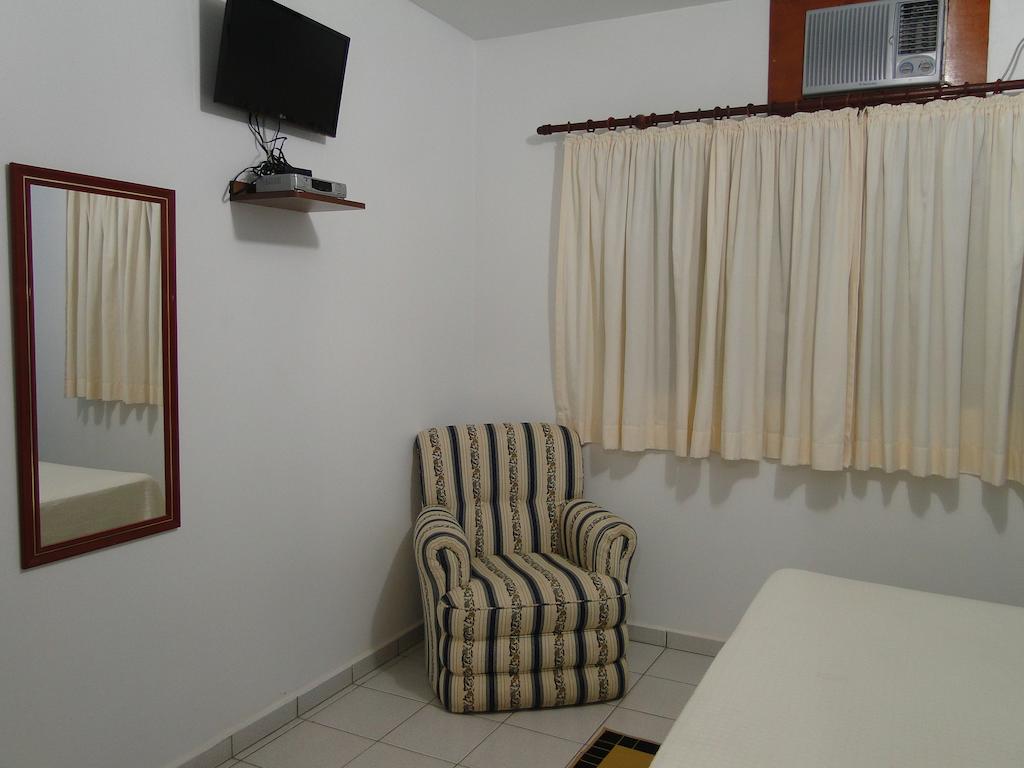 Hotel Pousada Vale Do Sol Em Pompéia Kamer foto