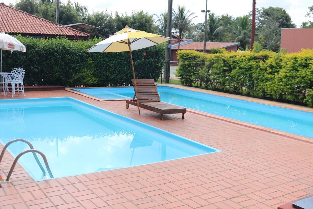 Hotel Pousada Vale Do Sol Em Pompéia Buitenkant foto